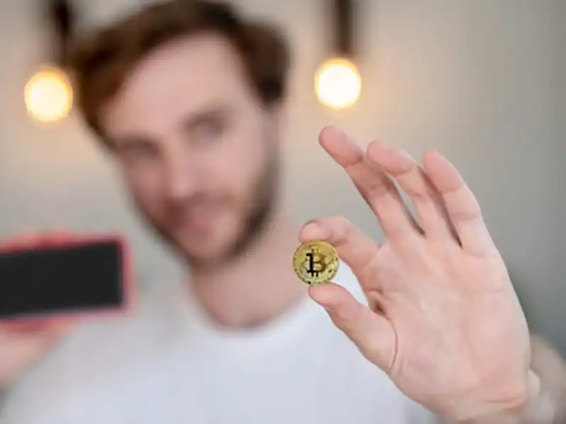 آیا حتماً باید یک بیت کوین کامل بخریم؟
